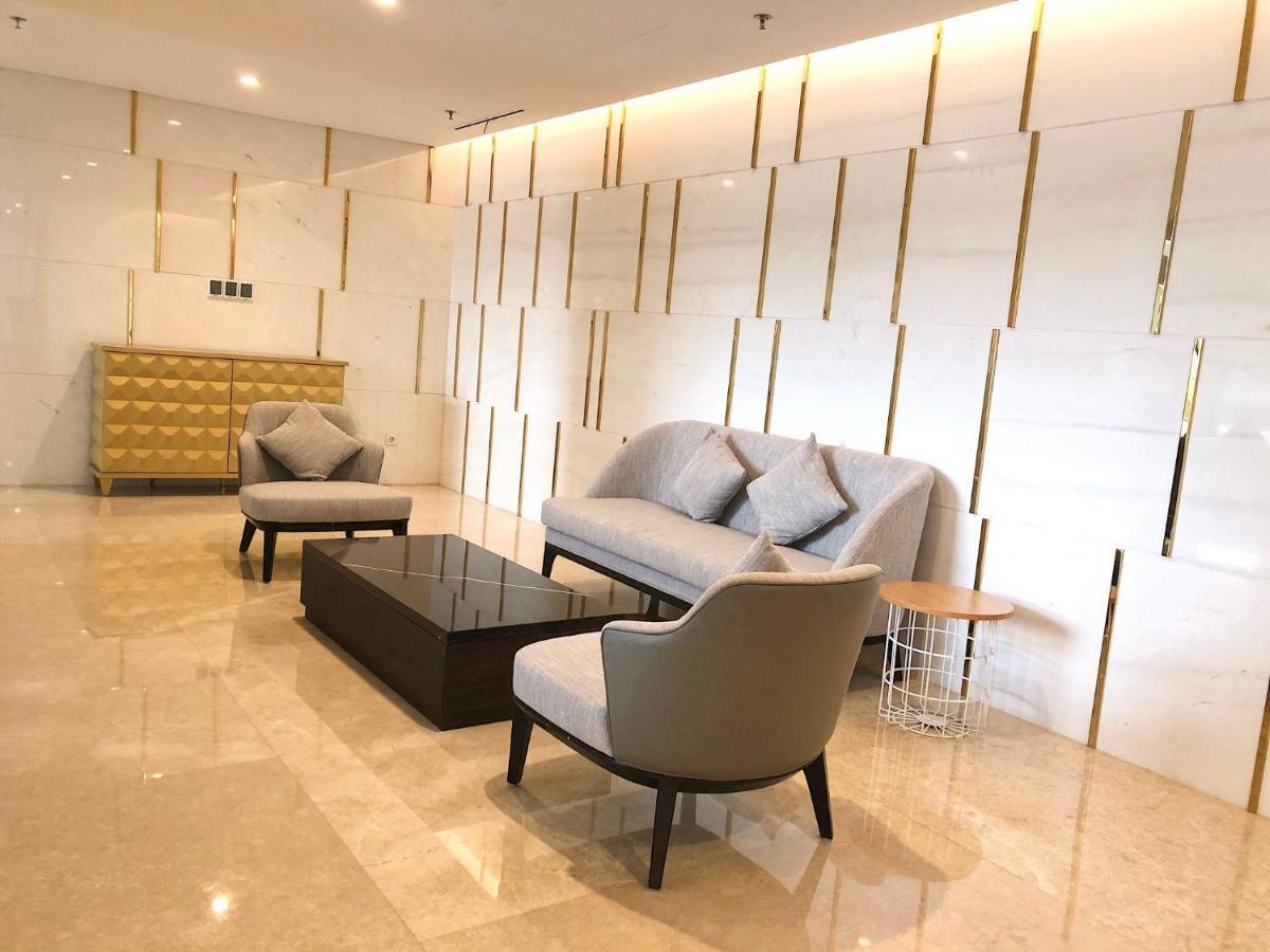 Gold Coast Pik Sea View Apartments By Longesuites Jakarta Exterior photo